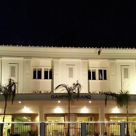 Ganpat Grand Hotel Palni Bagian luar foto